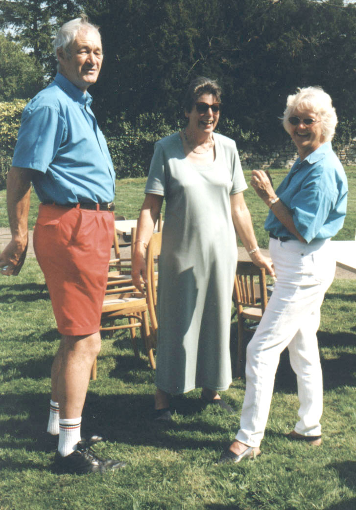 j6_21.jpg (174233 bytes)